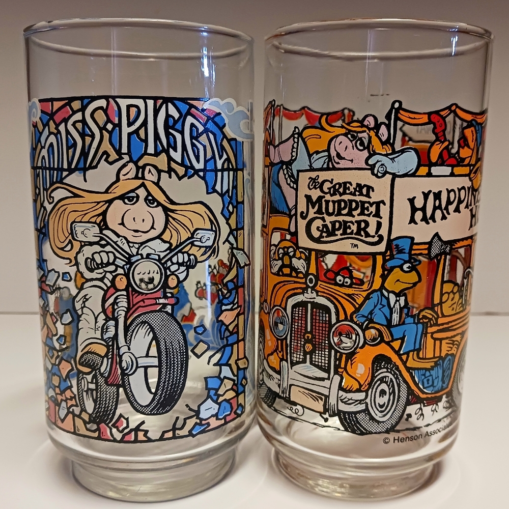 Vintage 1981 The Great Muppet Caper Miss Piggy Collectible Drinking Cups Glasses